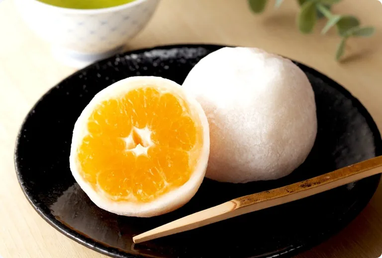 断面からみかんが見えるみかん大福